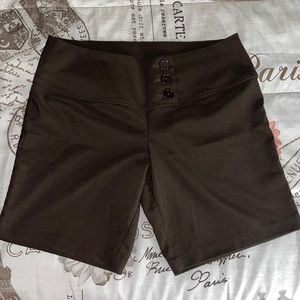 Brown shorts; Size 15
